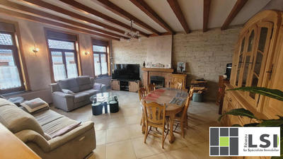 Maison - 141 m² - 9 pièces