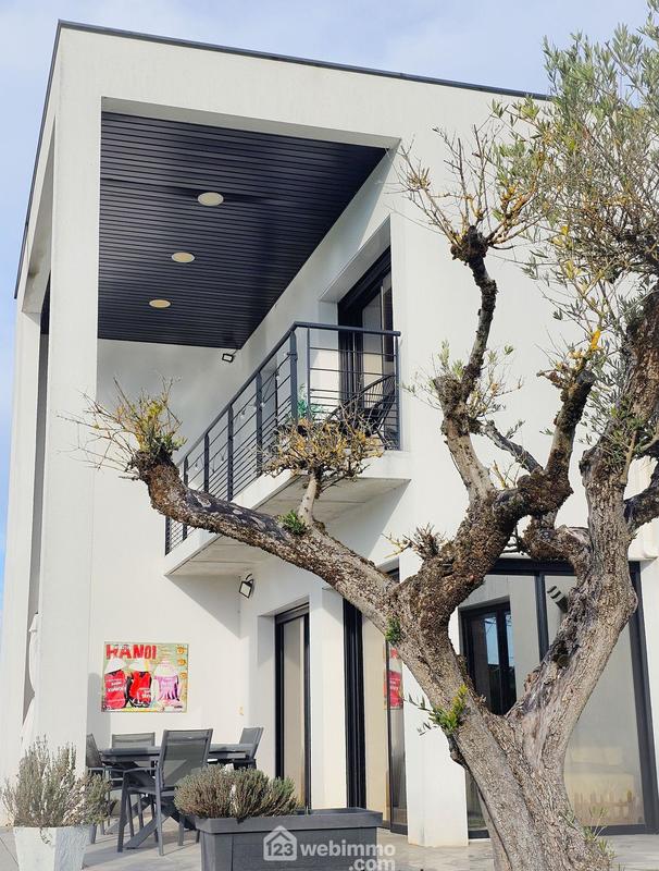 Villa - 165 m² - 8 pièces