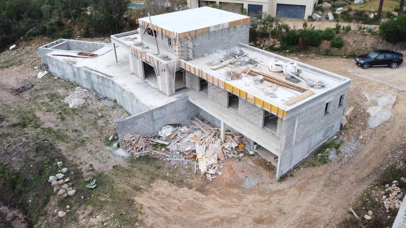 Villa - 240 m² - 6 pièces