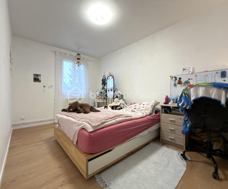 Maison - 168 m² - 8 pièces