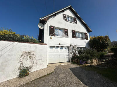 Maison - 108 m² - 6 pièces