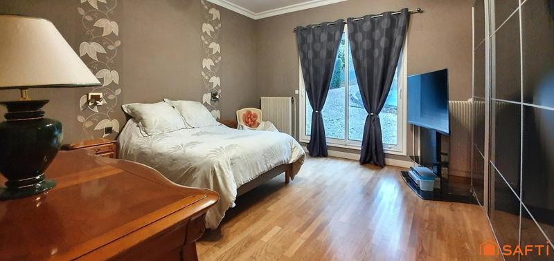 Maison de maîtres - 179 m² - 9 pièces