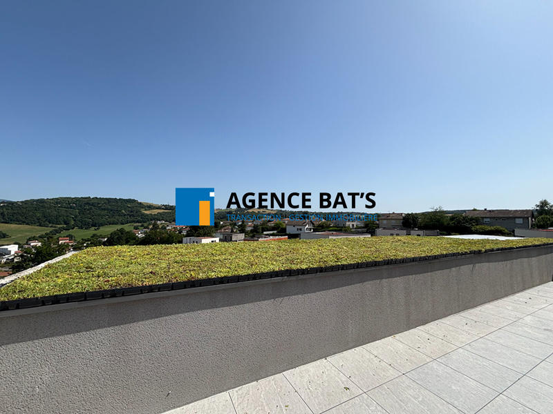 Appartement - 111 m² - 5 pièces