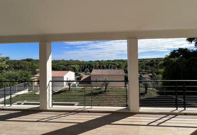 Villa - 137 m² - 4 pièces