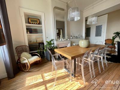 Appartement - 145 m² - 4 pièces