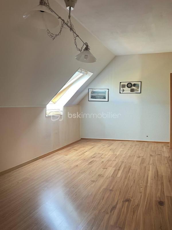 Maison - 143 m² - 6 pièces