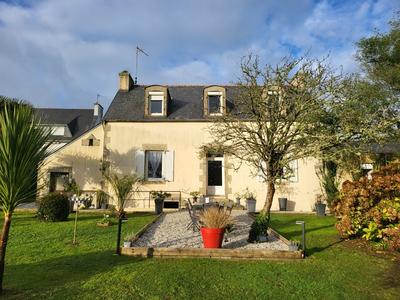 Maison en pierre - 110 m² - 4 pièces