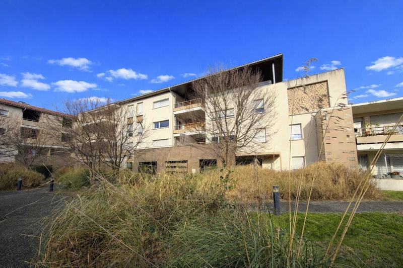 Studio - 28 m² - 1 pièce