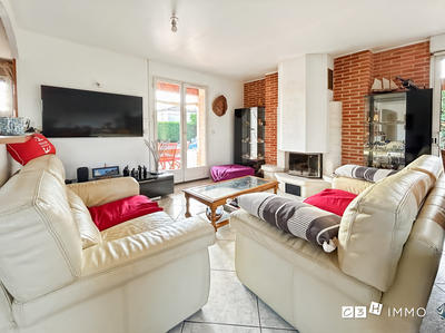 Maison traditionnelle - 92 m² - 4 pièces