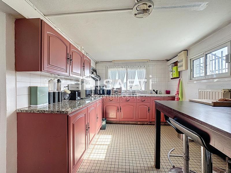 Maison - 167 m² - 6 pièces