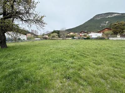 Terrain - 885 m²