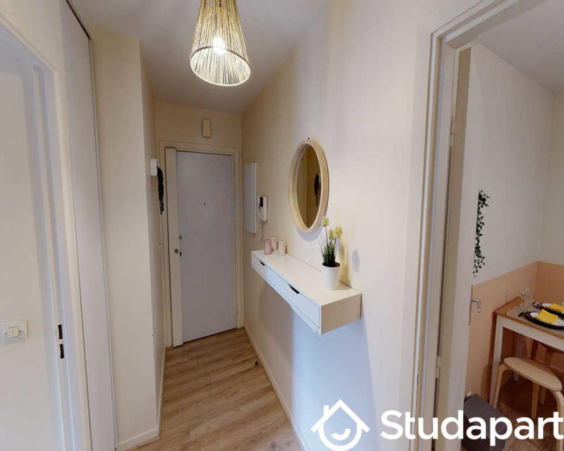 Chambre - 90 m² - 1 pièce