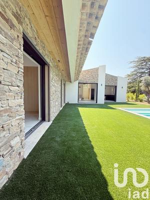 Maison - 128 m² - 4 pièces