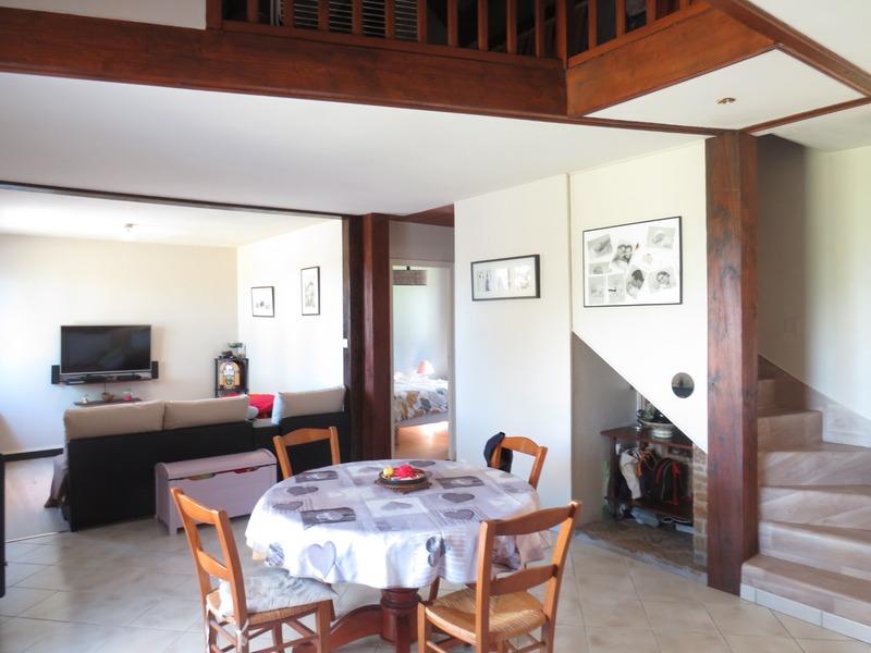 Maison - 82 m² - 4 pièces