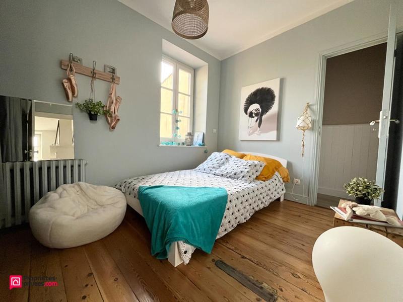 Maison - 200 m² - 5 pièces