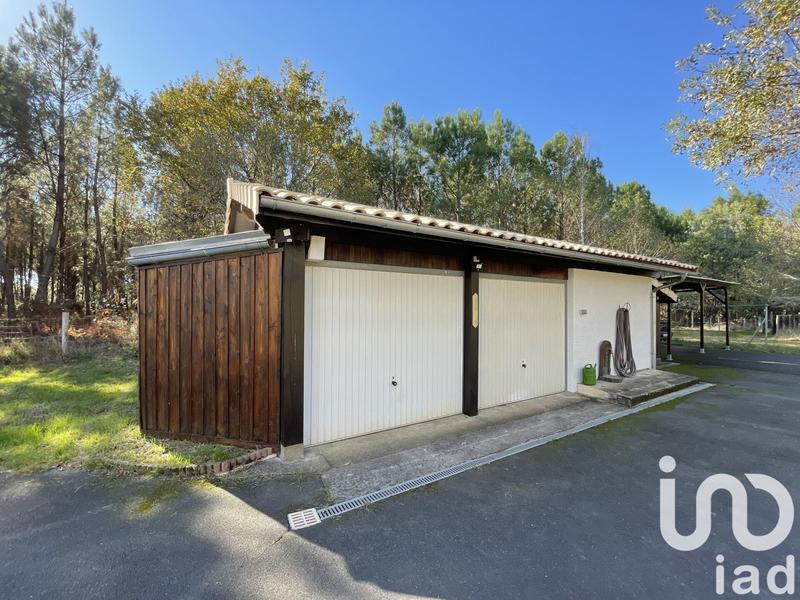 Maison - 245 m² - 8 pièces