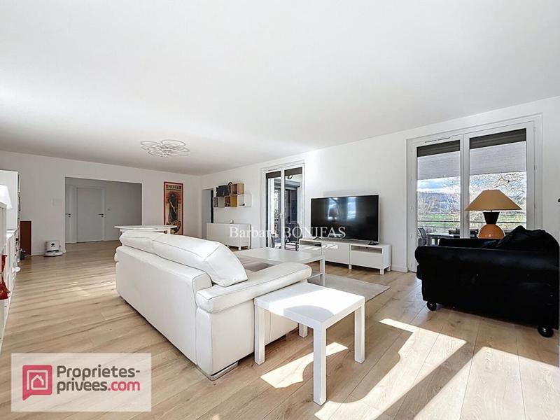 Maison - 180 m² - 5 pièces