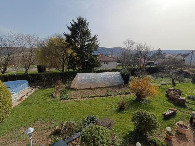 Maison de village - 235 m² - 11 pièces