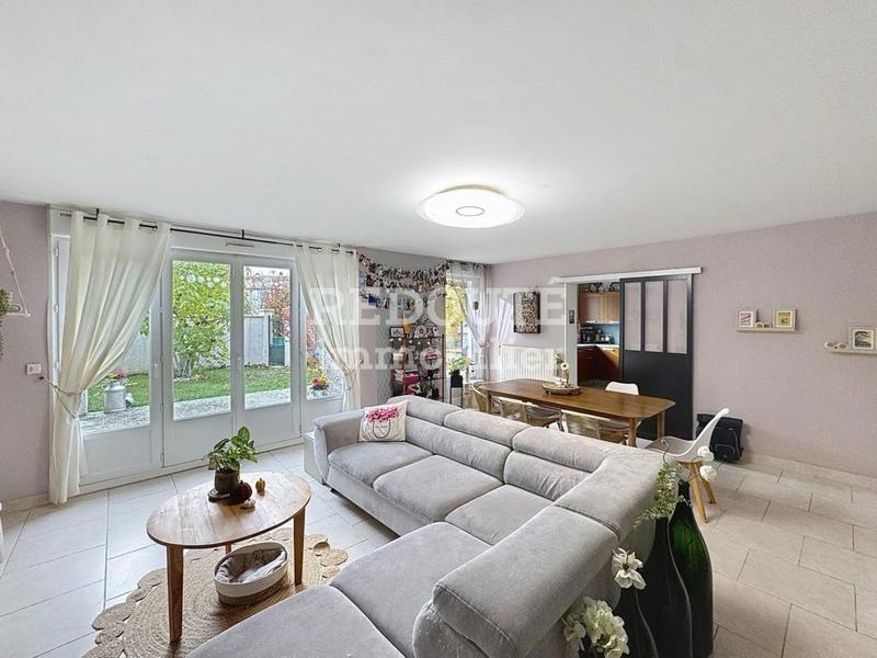 Maison - 122 m² - 5 pièces