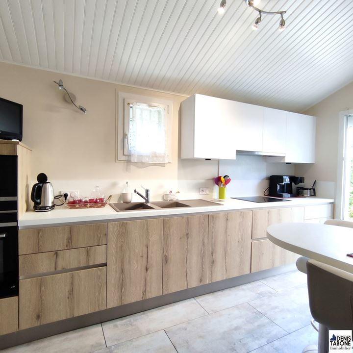 Maison traditionnelle - 114 m² - 5 pièces