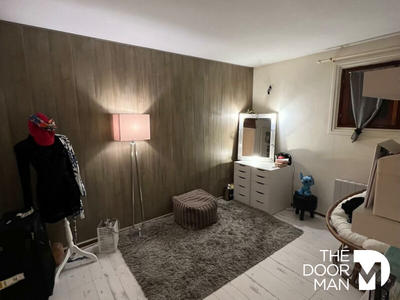 Pavillon - 136 m² - 5 pièces