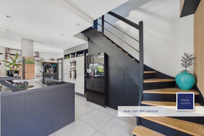 Maison contemporaine - 140 m² - 5 pièces