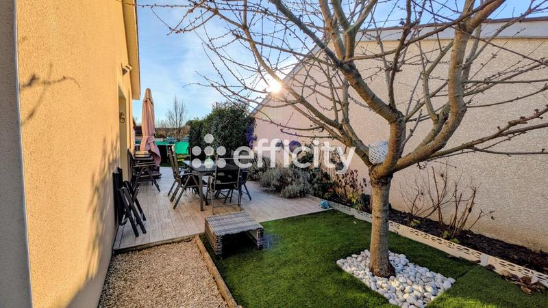 Pavillon - 100 m² - 5 pièces