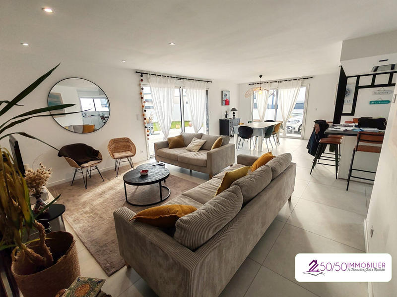 Maison - 120 m² - 5 pièces