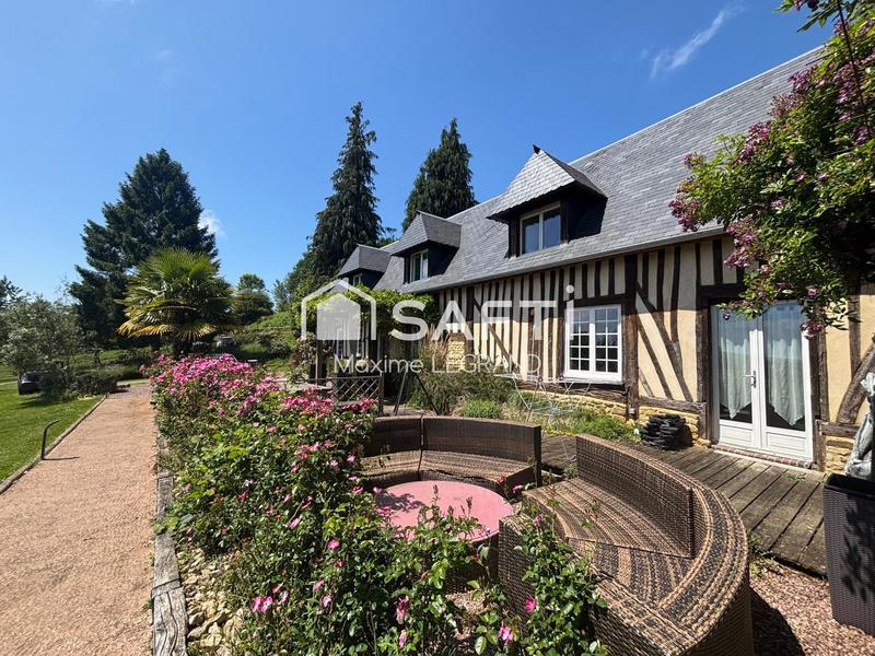 Maison - 360 m² - 15 pièces