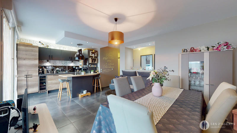 Appartement - 75 m² - 4 pièces