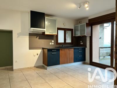 Maison - 61 m² - 3 pièces