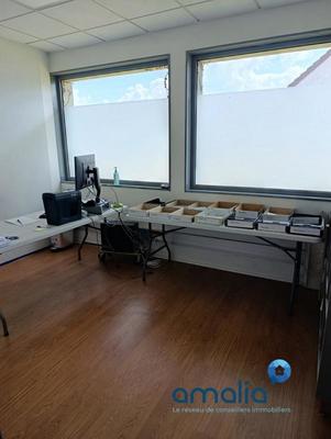 Bureau - 385 m² - 7 pièces