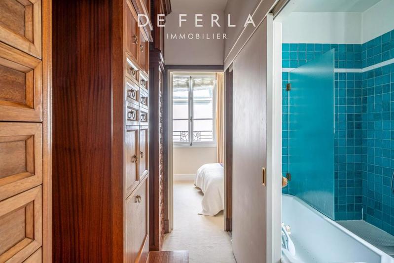 Appartement - 120 m² - 6 pièces