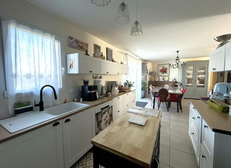 Maison - 107 m² - 5 pièces