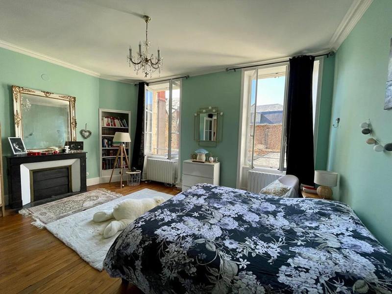 Appartement - 173 m² - 5 pièces