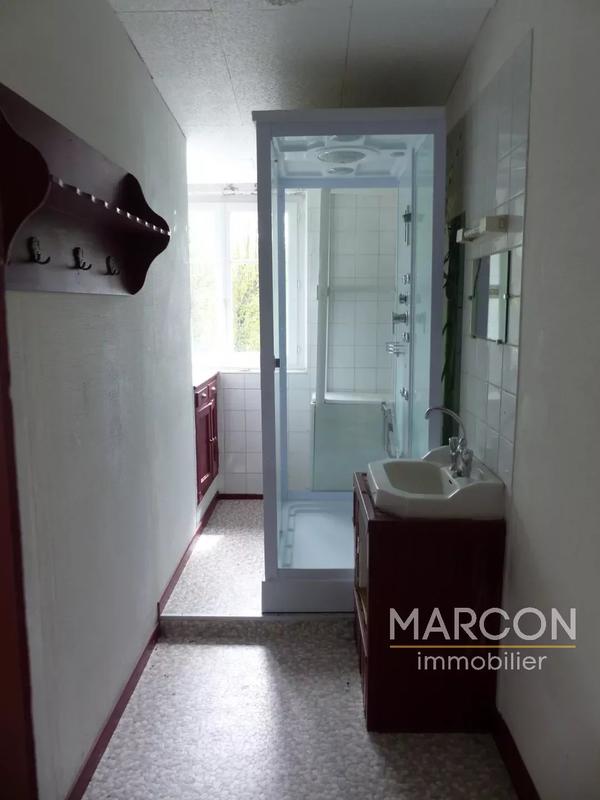 Maison - 417 m² - 14 pièces