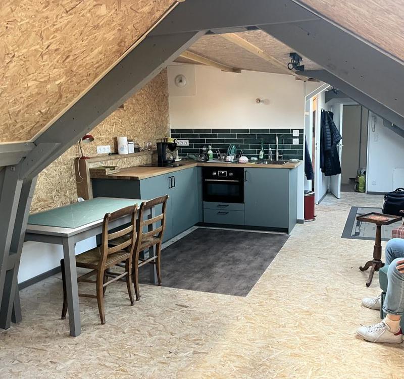 Studio - 42 m² - 1 pièce