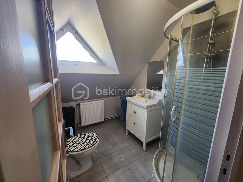 Maison traditionnelle - 138 m² - 6 pièces