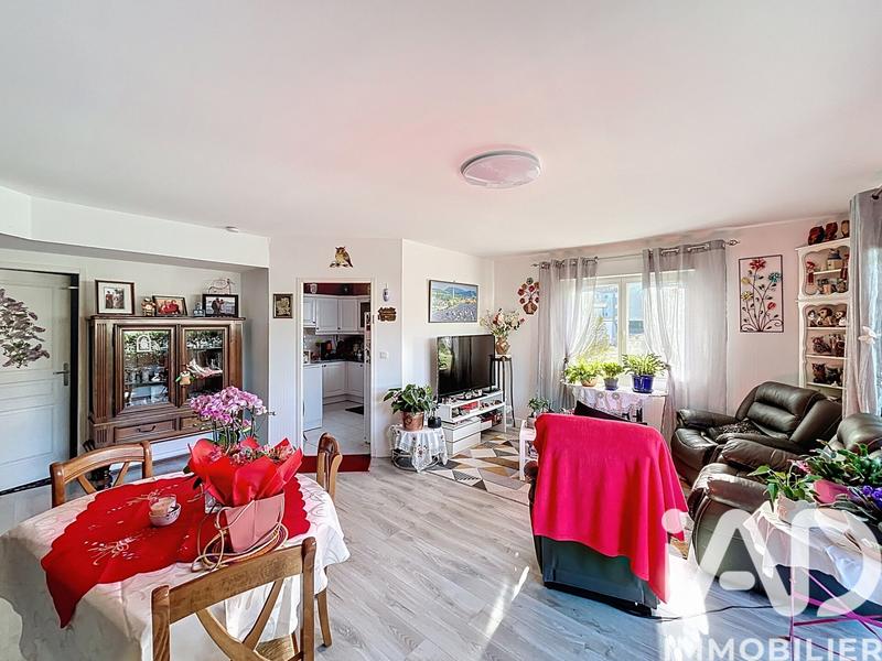 Appartement - 82 m² - 3 pièces