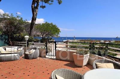 Appartement - 111 m² - 4 pièces