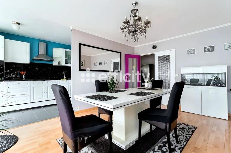 Appartement - 85 m² - 4 pièces