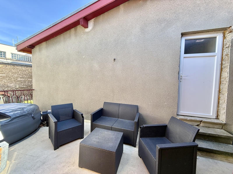 Immeuble - 142 m² - 6 pièces