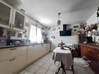 Maison - 150 m² - 6 pièces