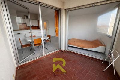 Studio - 25 m² - 1 pièce