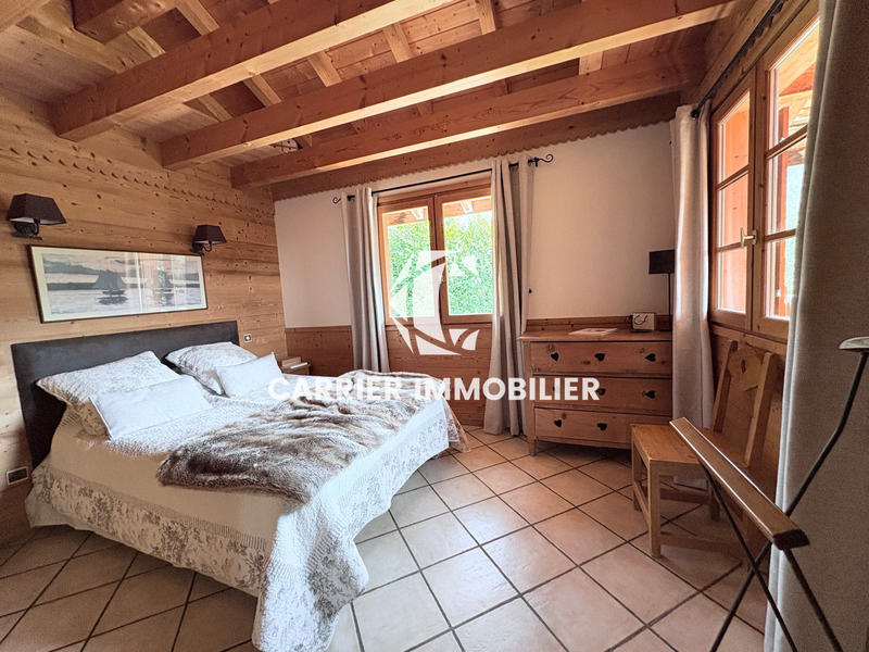 Châlet - 205 m² - 12 pièces