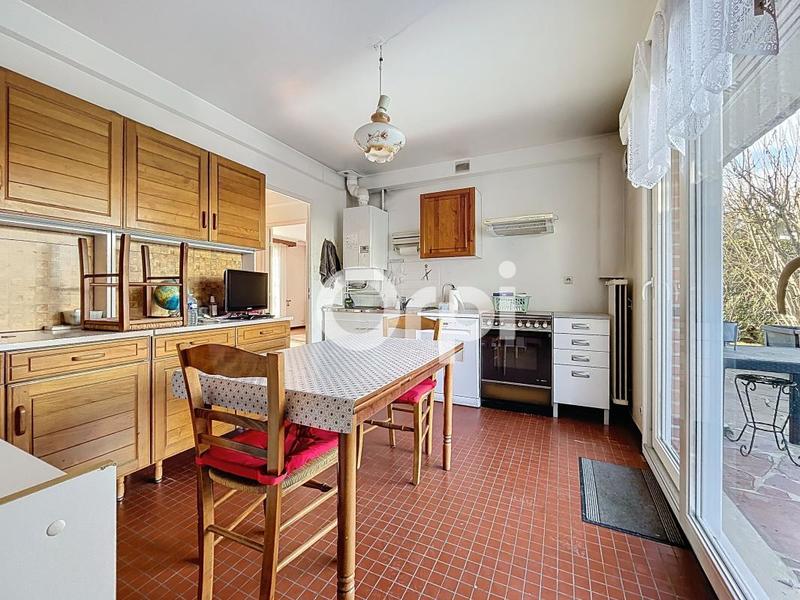 Maison - 98 m² - 4 pièces