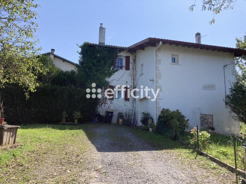 Appartement - 105 m² - 4 pièces