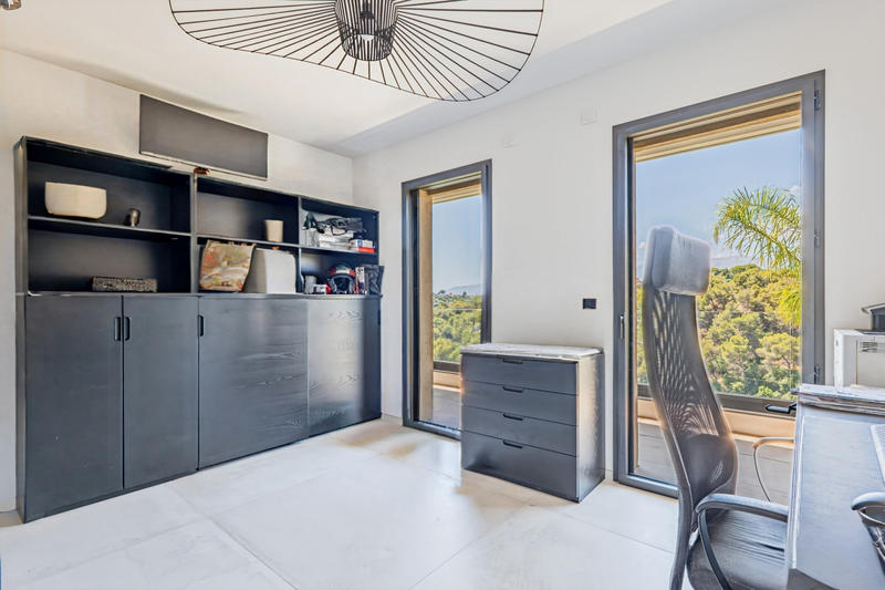 Maison - 156 m² - 5 pièces