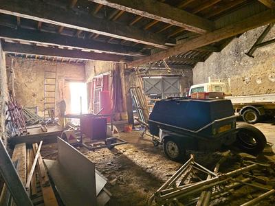 Maison ancienne - 152 m² - 1 pièce