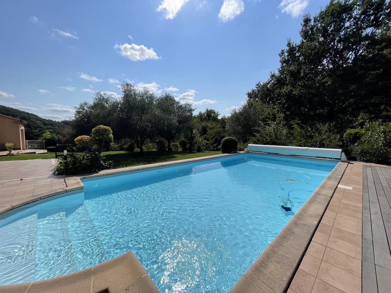 Maison d'architecte - 200 m² - 6 pièces